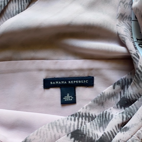 Banana Republic crossover top - Picture 8 of 9